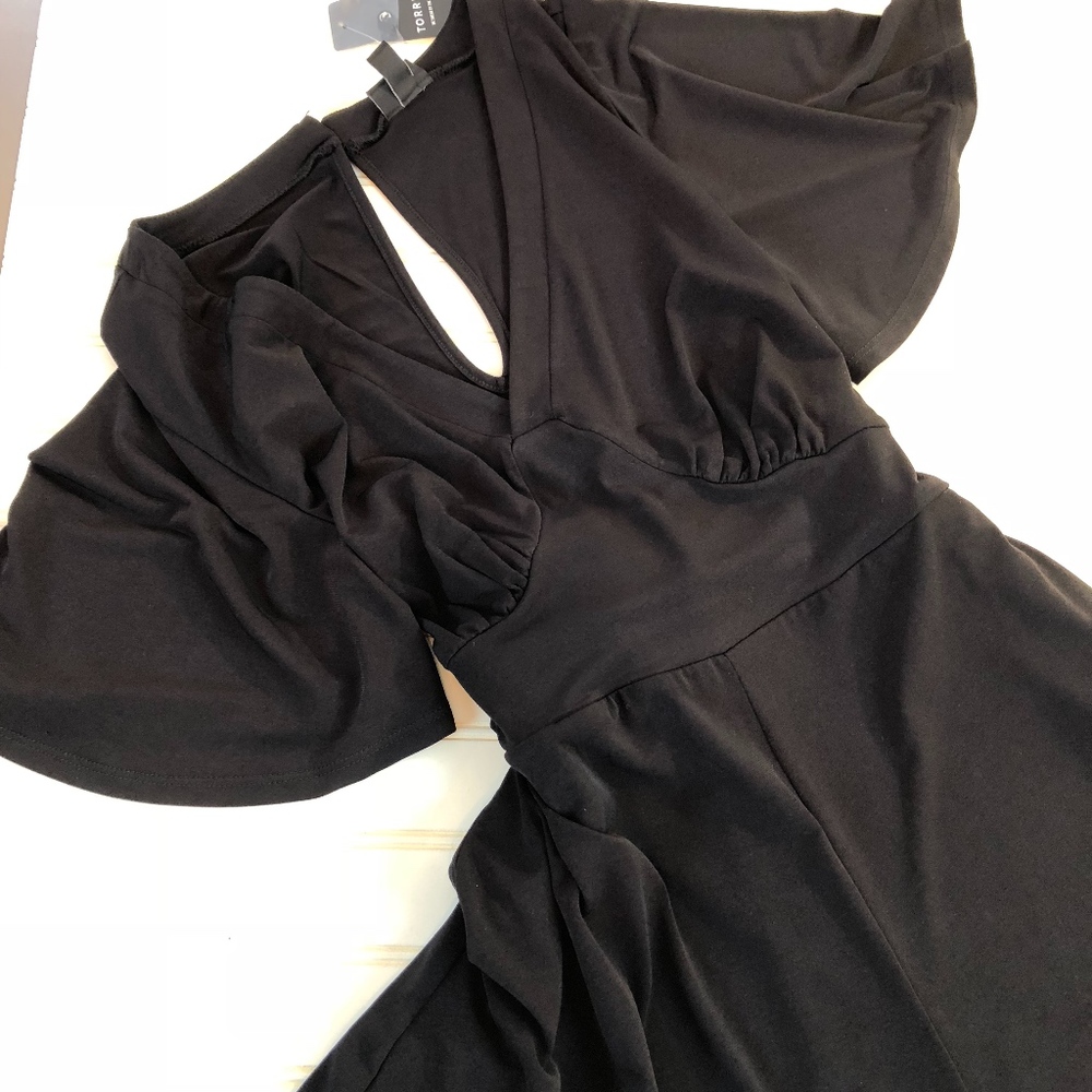 Torrid Black Short Jump Suit Torrid Sz 00 Reg Sz10